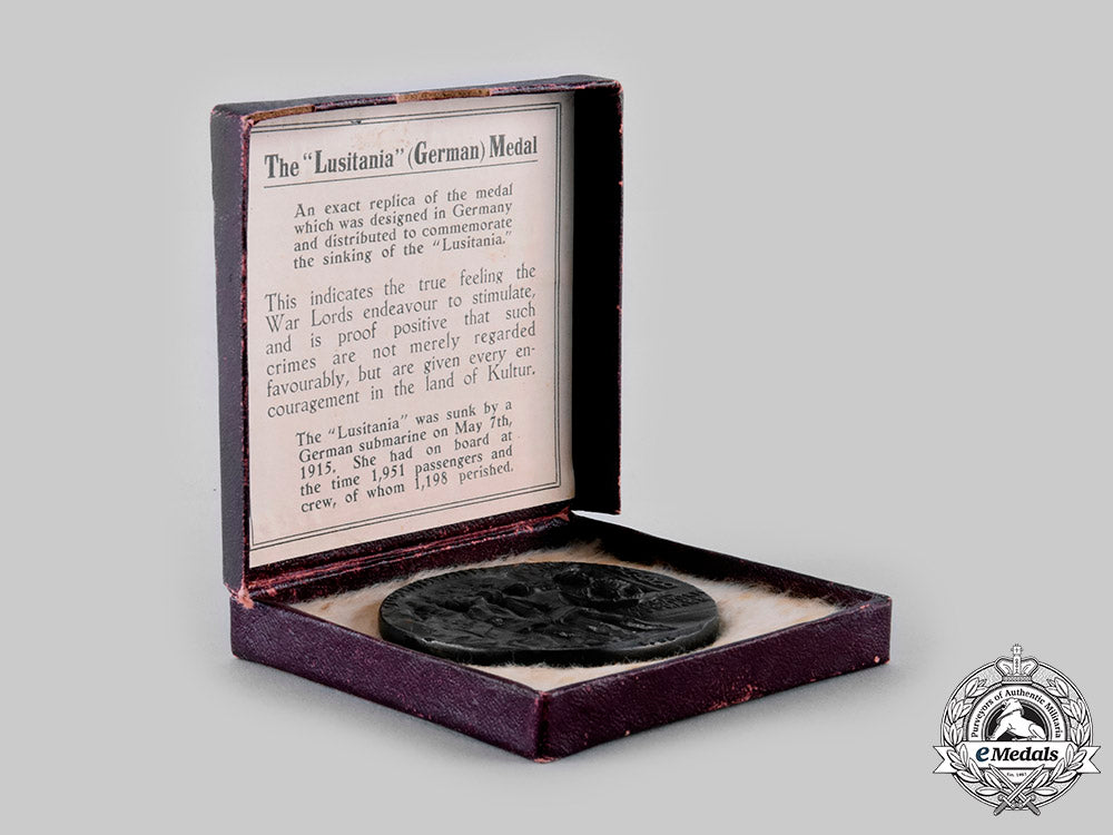 united_kingdom._a_lusitania_medallion_with_carton_ci19_2746_1_2