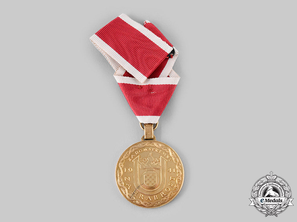croatia,_independent_state._an_extremely_rare_ante_pavelić_bravery_medal_in_gold,_by_teodor_krivak,_varaždin_ci19_2773_2