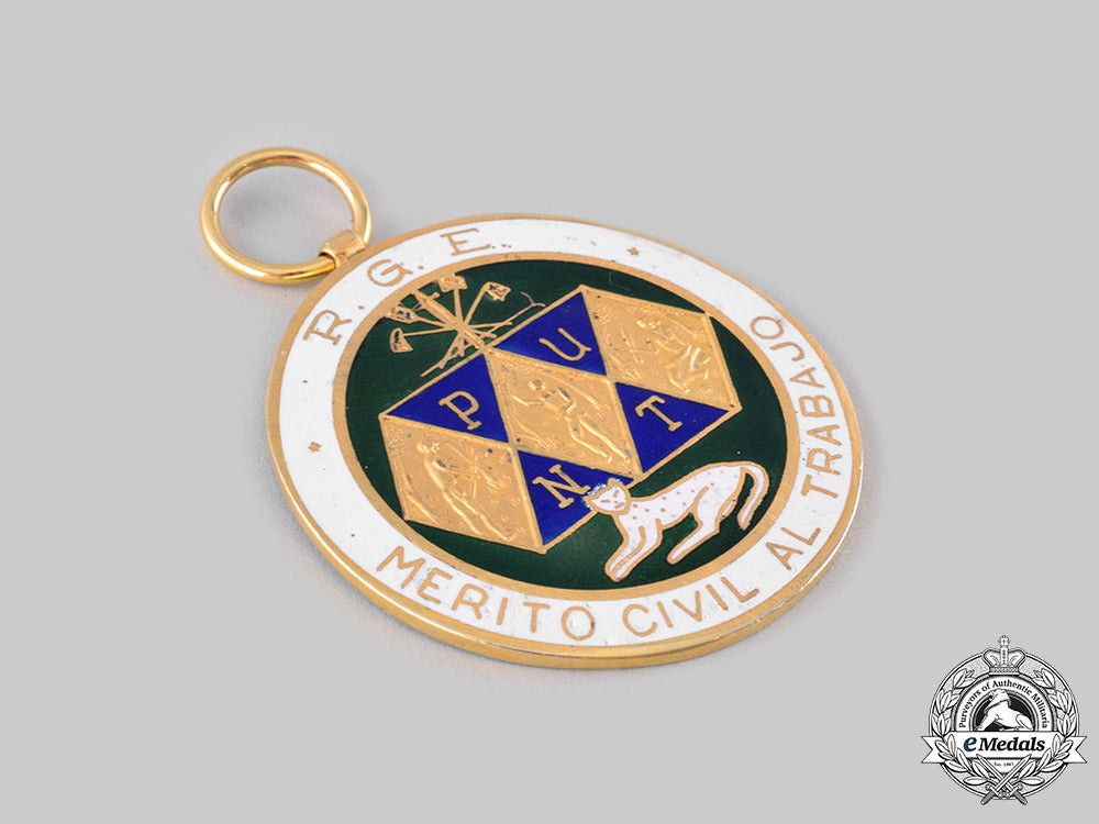 equatorial_guinea._a_medal_for_civil_merit_for_work,_i_class_ci19_3037