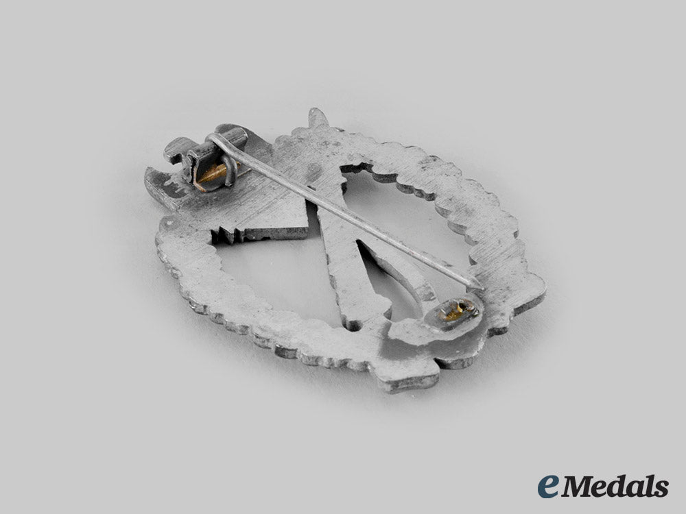 germany,_wehrmacht._an_infantry_assault_badge,_silver_grade_ci19_3827_1