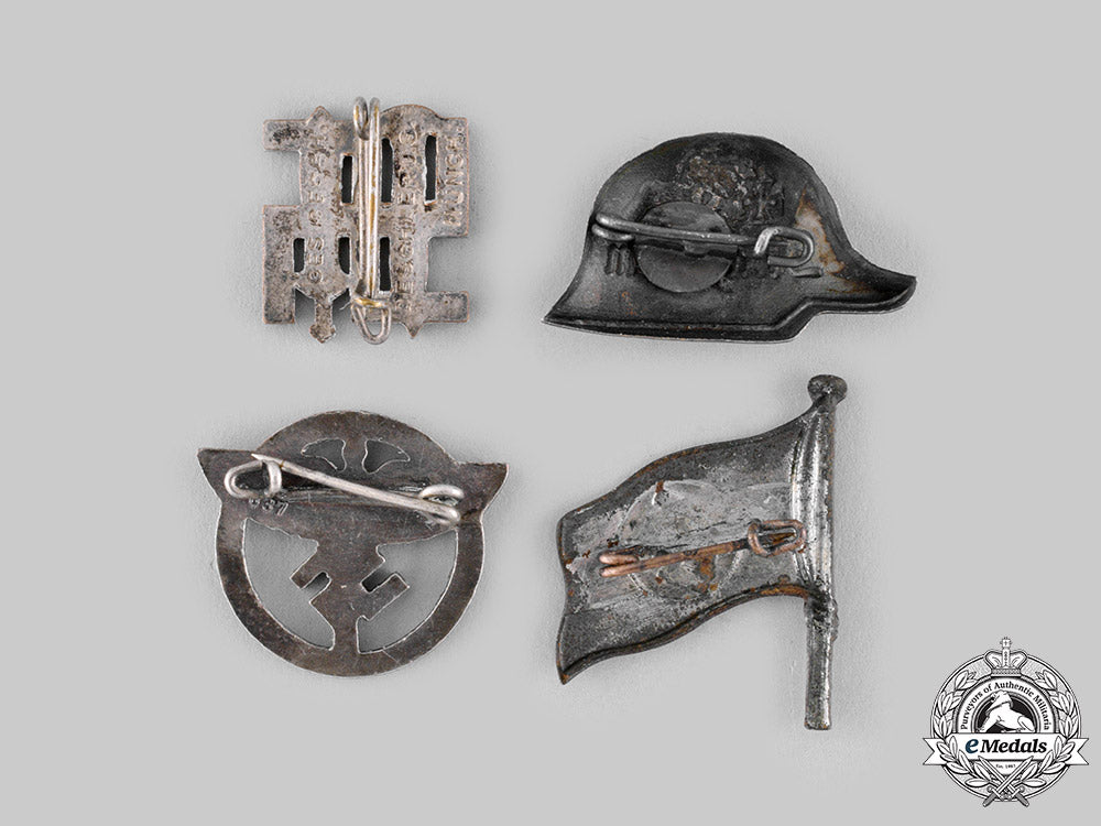 germany,_third_reich._a_lot_of_membership_badges_ci19_3835