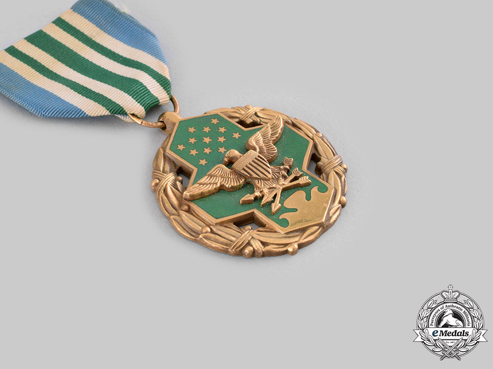 united_states._three_medals&_decorations_ci19_3929