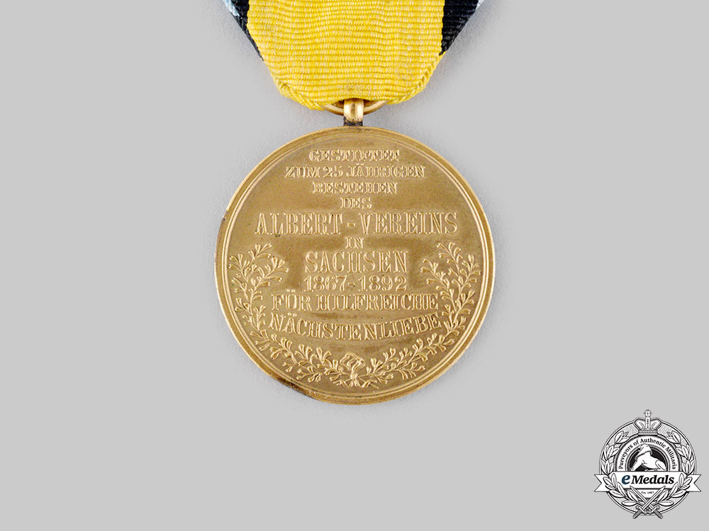 saxony,_kingdom._a_queen_carola_charity_merit_medal_ci19_4402
