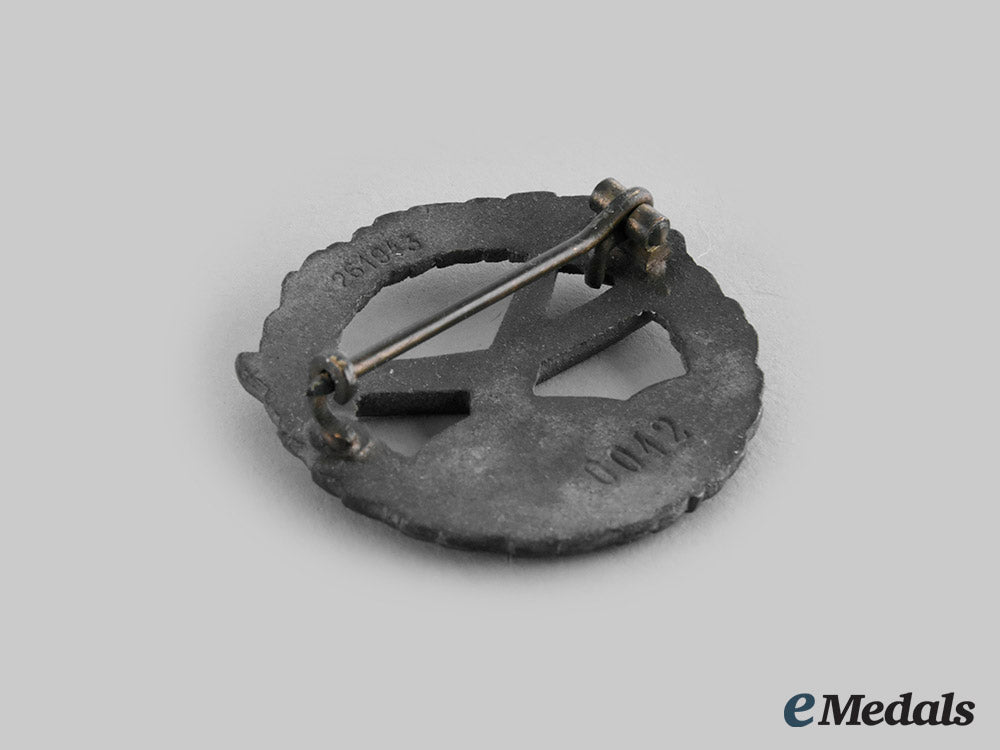 germany,_nsfk._a_national_socialist_flyers_corps_model_proficiency_badge,_bronze_grade_ci19_5181_1_1_1_1_1