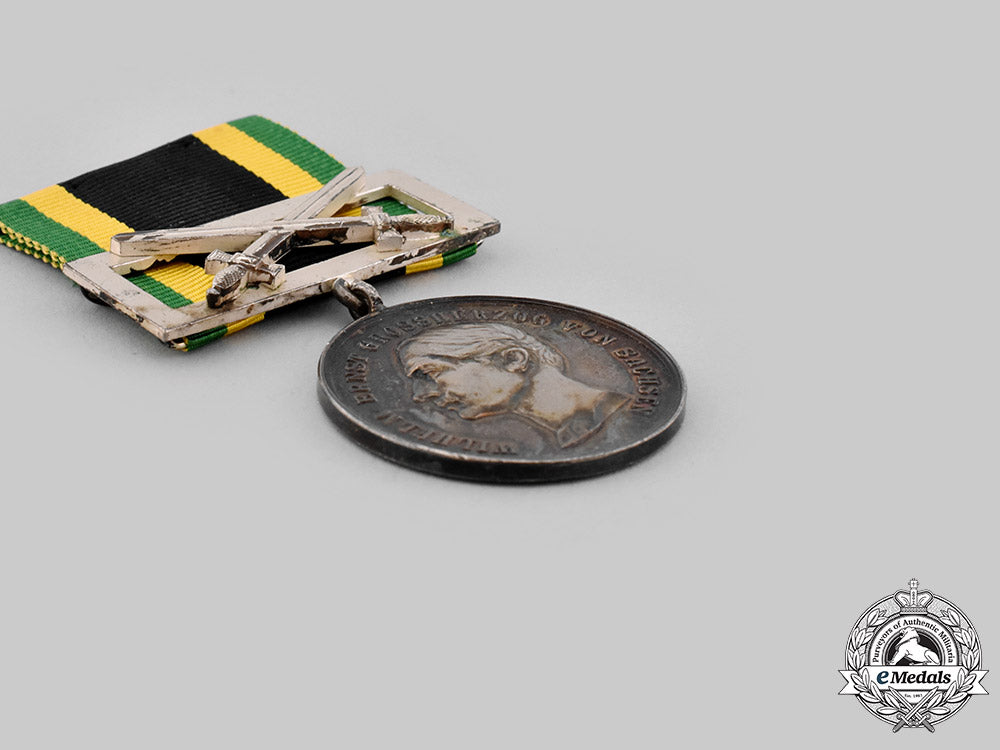 saxe-_weimar-_eisenach,_grand_duchy._a_general_honour_medal_in_silver_with_sword_clasp_ci19_5242