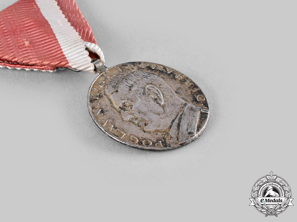 croatia,_independent_state._an_ante_pavelić_bravery_medal,_small_silver_grade_medal,_c.1941_ci19_5539