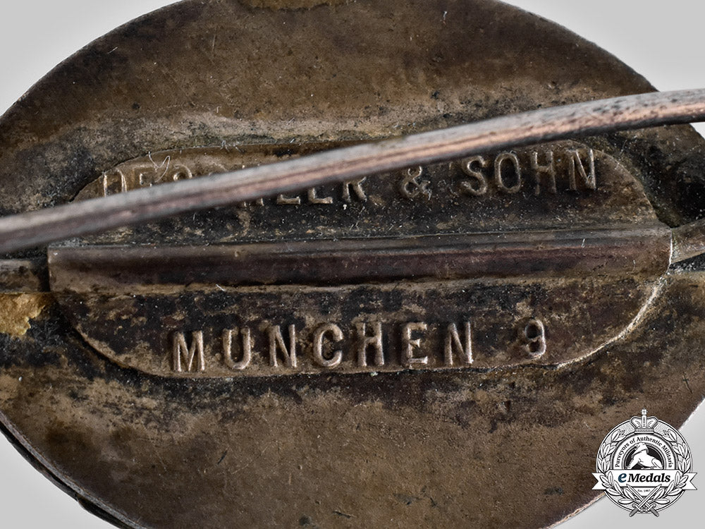 germany,_weimar_republic._a_bavarian_veterans_association_honour_cross_by_deschler&_sohn_ci19_5619