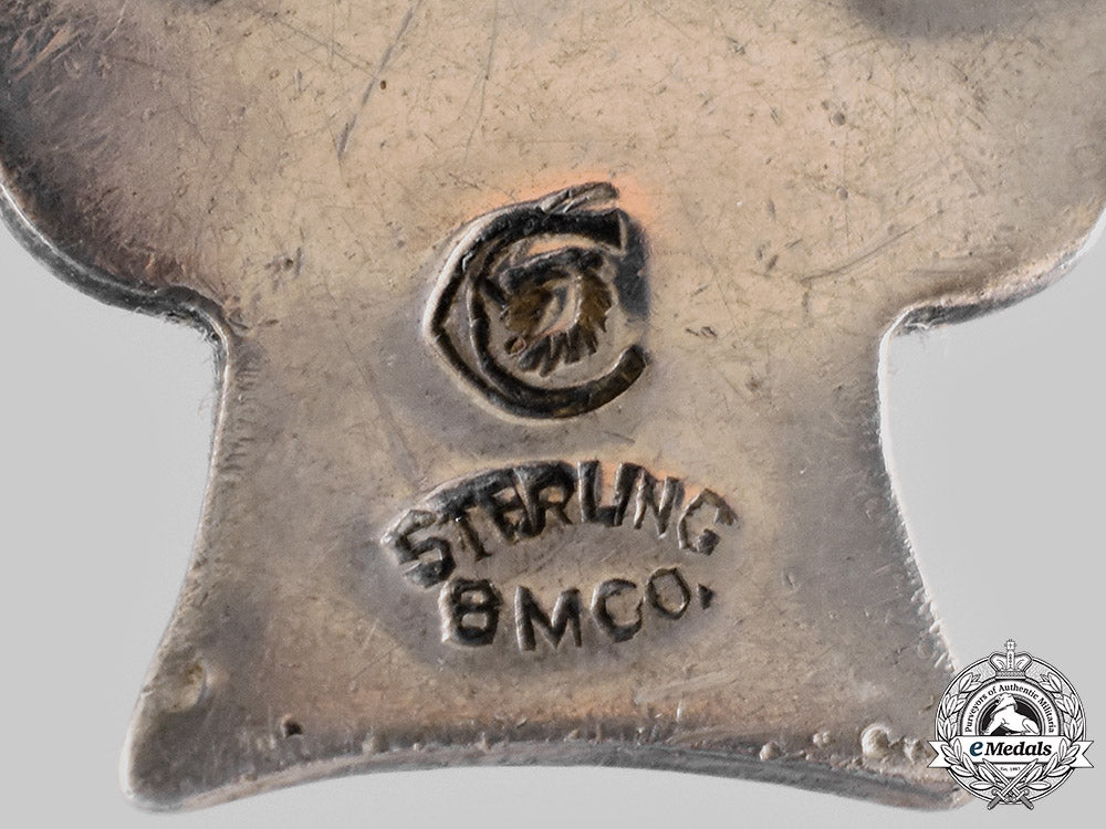 canada,_commonwealth._a_memorial_cross,_royal_canadian_naval_volunteer_reserve,_died_as_the_result_of_drowning_ci19_5819