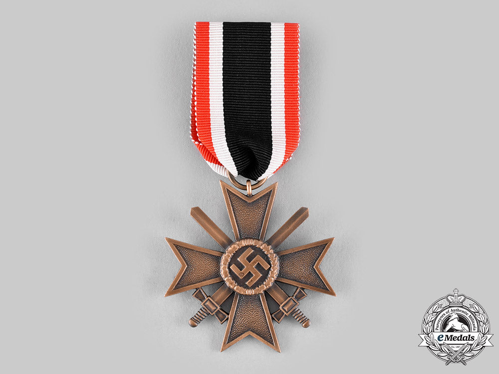 germany,_wehrmacht._a_war_merit_cross,_ii_class_with_swords,_by_gebrüder_godet&_co._ci19_5917_1