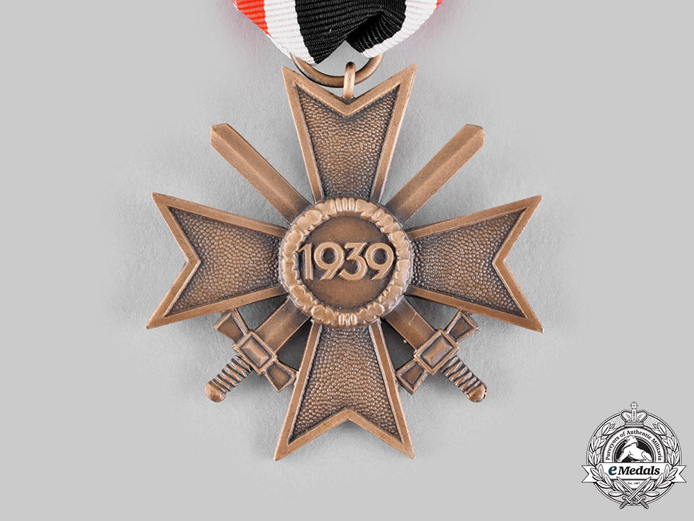 germany,_wehrmacht._a_war_merit_cross,_ii_class_with_swords,_by_gebrüder_godet&_co._ci19_5919_1