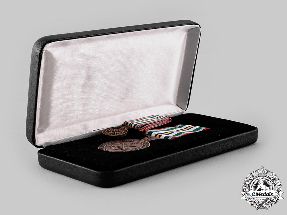 australia._an_anniversary_of_national_service_medal1951-1972,_named_to_kenneth_gilbert_robertson_ci19_6866