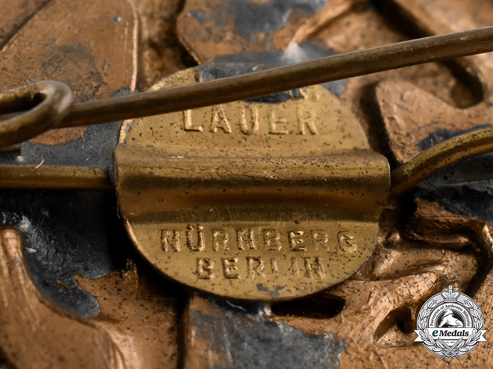 germany,_third_reich._an_equestrian_youth_badge,_bronze_grade,_by_l._christian_lauer_ci19_7177