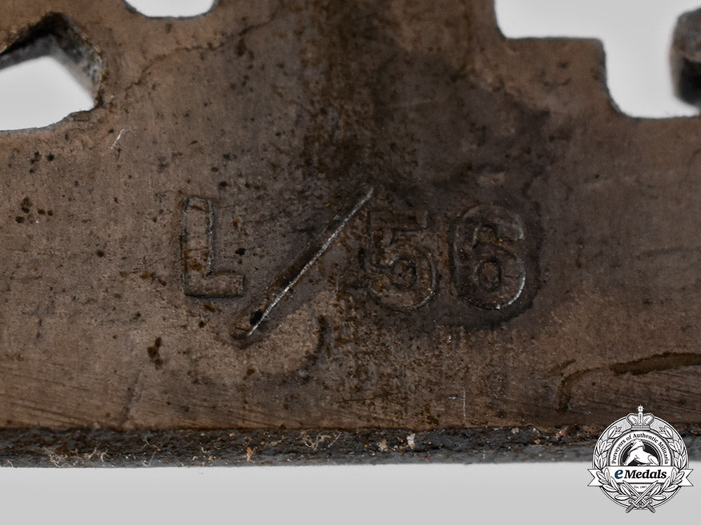 germany,_kriegsmarine._a_u-_boat_war_badge,_by_funcke&_brüninghaus_ci19_7243