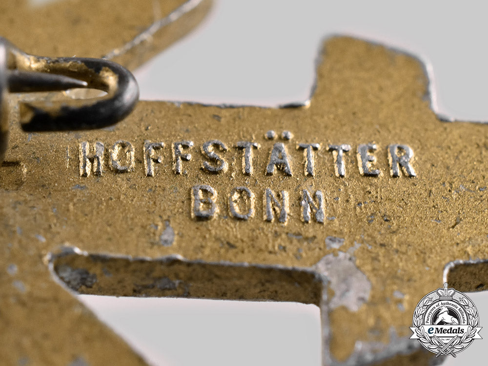 germany,_nsdap._a_gau_essen10-_year_badge_by_ferdinand_hoffstätter_ci19_7506