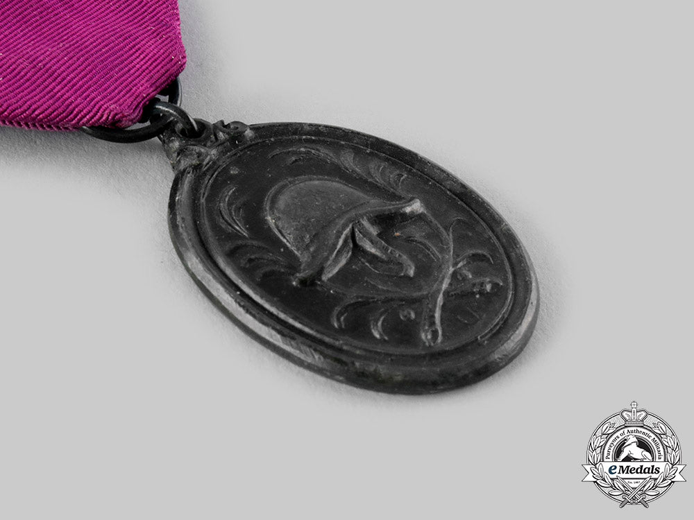 germany,_weimar_republic._a_lot_of_fire_brigade_long_service_medals_ci19_7618