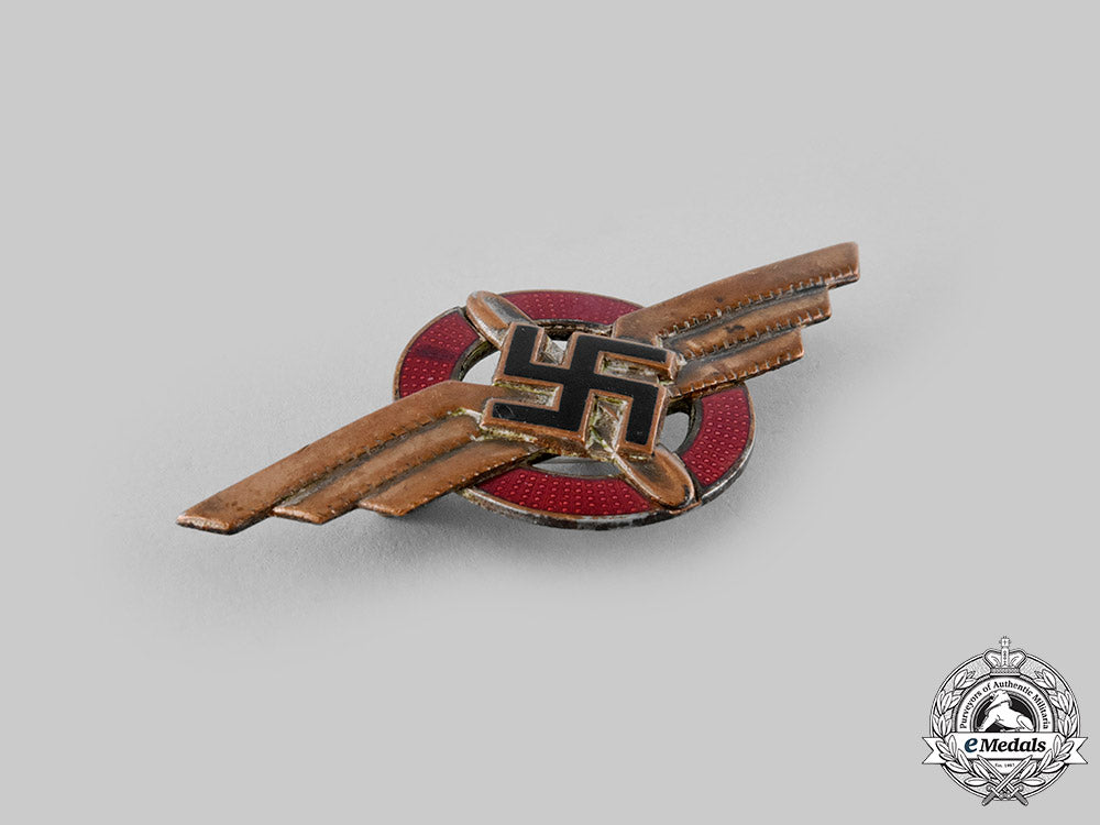 germany,_dlv._a_german_air_sports_association_visor_cap_insignia_ci19_7914