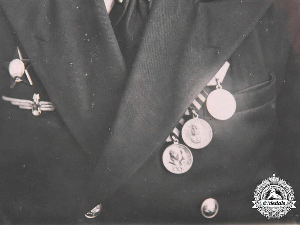 russia,_soviet_union._five_soviet_red_army_and_air_force_officer_identification_photographs_ci19_8742