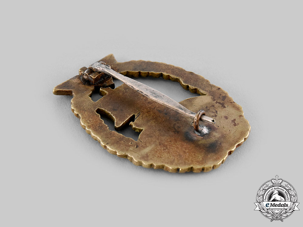 germany,_kriegsmarine._an_auxiliary_cruiser_war_badge_by_c.e._juncker_ci19_8786_3