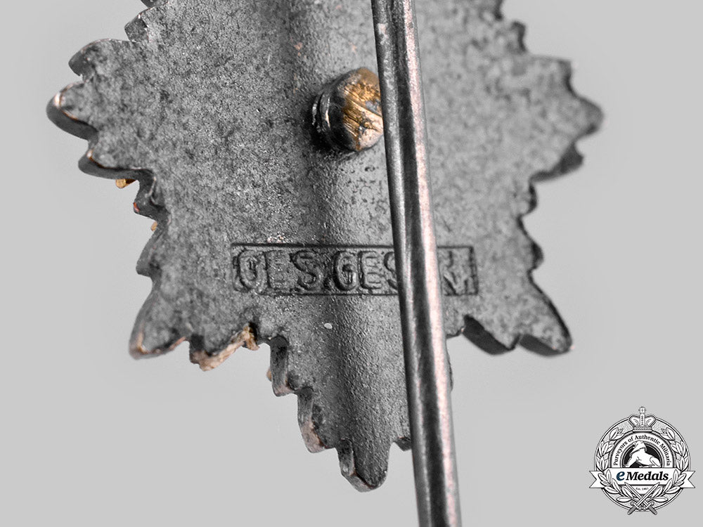 germany,_third_reich._a_pair_of_stick_pins_ci19_8807
