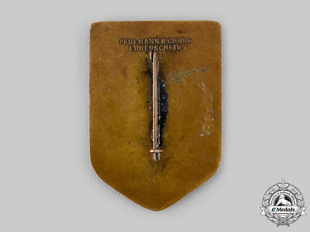 germany,_nsdap._a1933_gau_essen_civil_servants_commemorative_badge_by_paulmann&_crone_ci19_8900