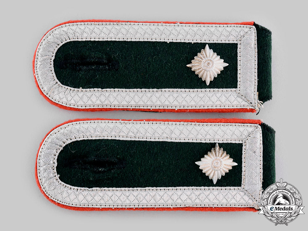 germany,_heer._a_set_of_flak/_artillery_feldwebel_shoulder_straps_ci19_9083