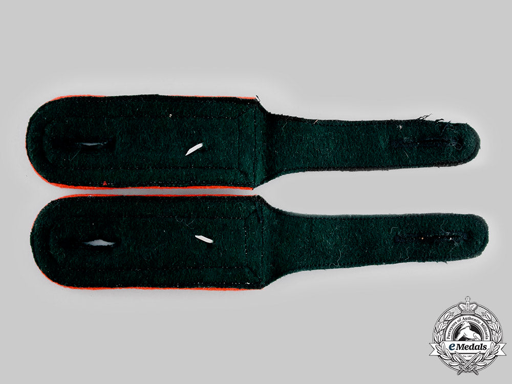 germany,_heer._a_set_of_flak/_artillery_feldwebel_shoulder_straps_ci19_9085