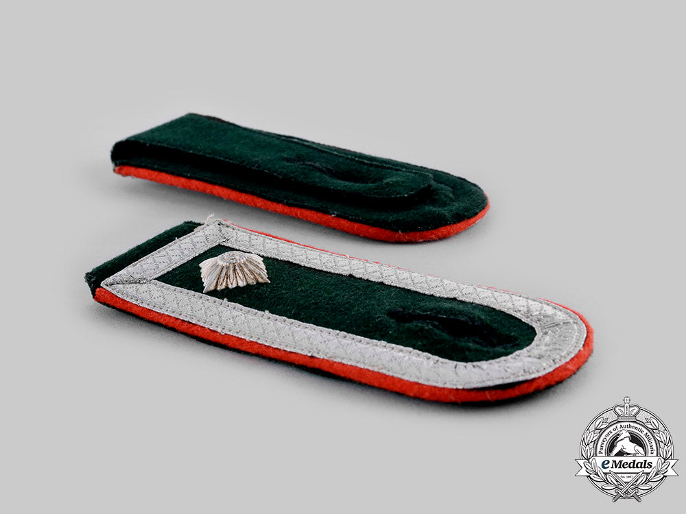 germany,_heer._a_set_of_flak/_artillery_feldwebel_shoulder_straps_ci19_9086