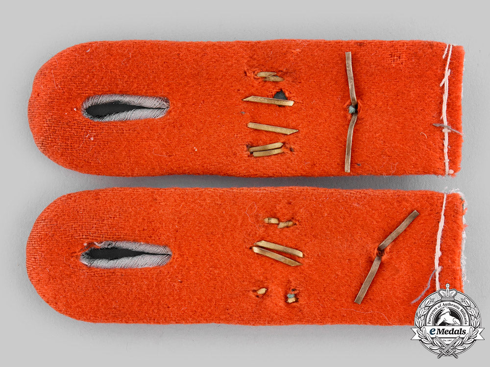 germany,_heer._a_set_of_flak/_artillery_oberleutnant_shoulder_boards_ci19_9112_1_1