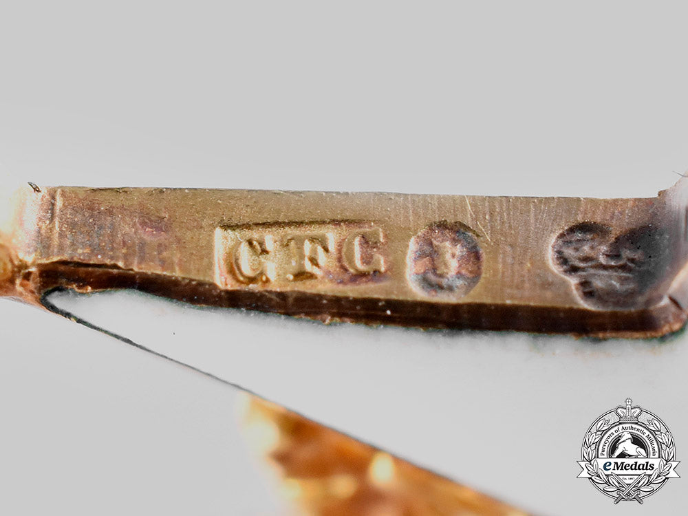 sweden,_kingdom._an_order_of_the_sword,_i_class_knight_in_gold,_by_c.f_carlman,_c.1960_ci19_9321