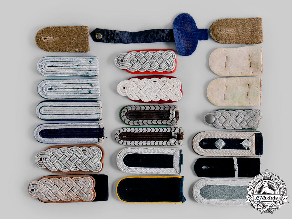 germany,_third_reich._a_mixed_lot_of_shoulder_boards_and_straps_ci19_9384_2_1_1