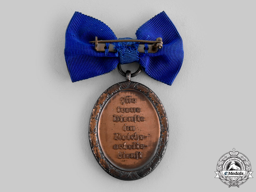 germany,_radwj._a_reich_labour_service_of_female_youth(_radwj)4-_year_long_service_decoration,_with_case_ci19_9446