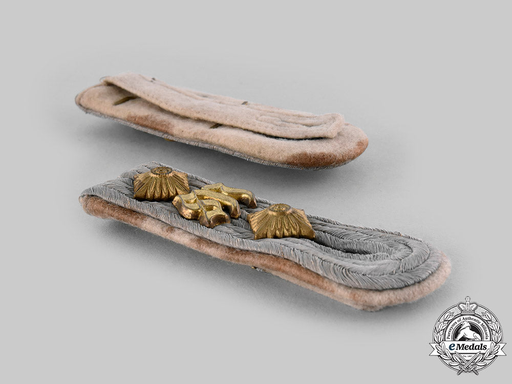 germany,_heer._a_set_of_infantry_hauptmann_shoulder_boards_ci19_9494