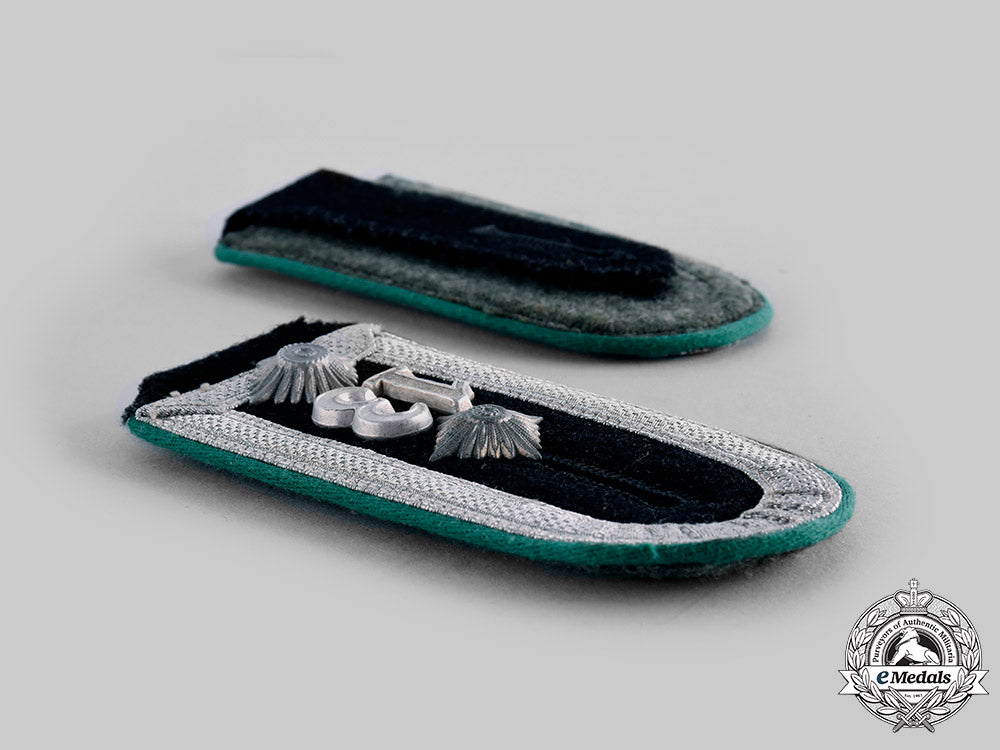 germany,_heer._a_set_of_jäger_oberfeldwebel_shoulder_straps_ci19_9720