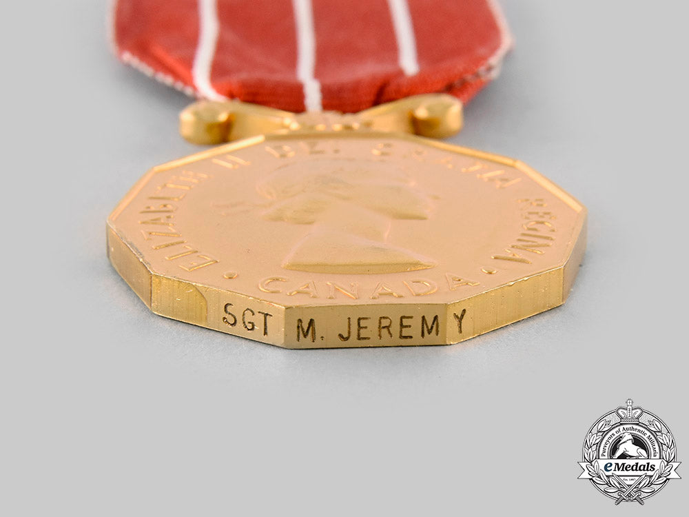 canada,_commonwealth._three_elizabeth_ii_canadian_forces'_decorations_ci19_9816