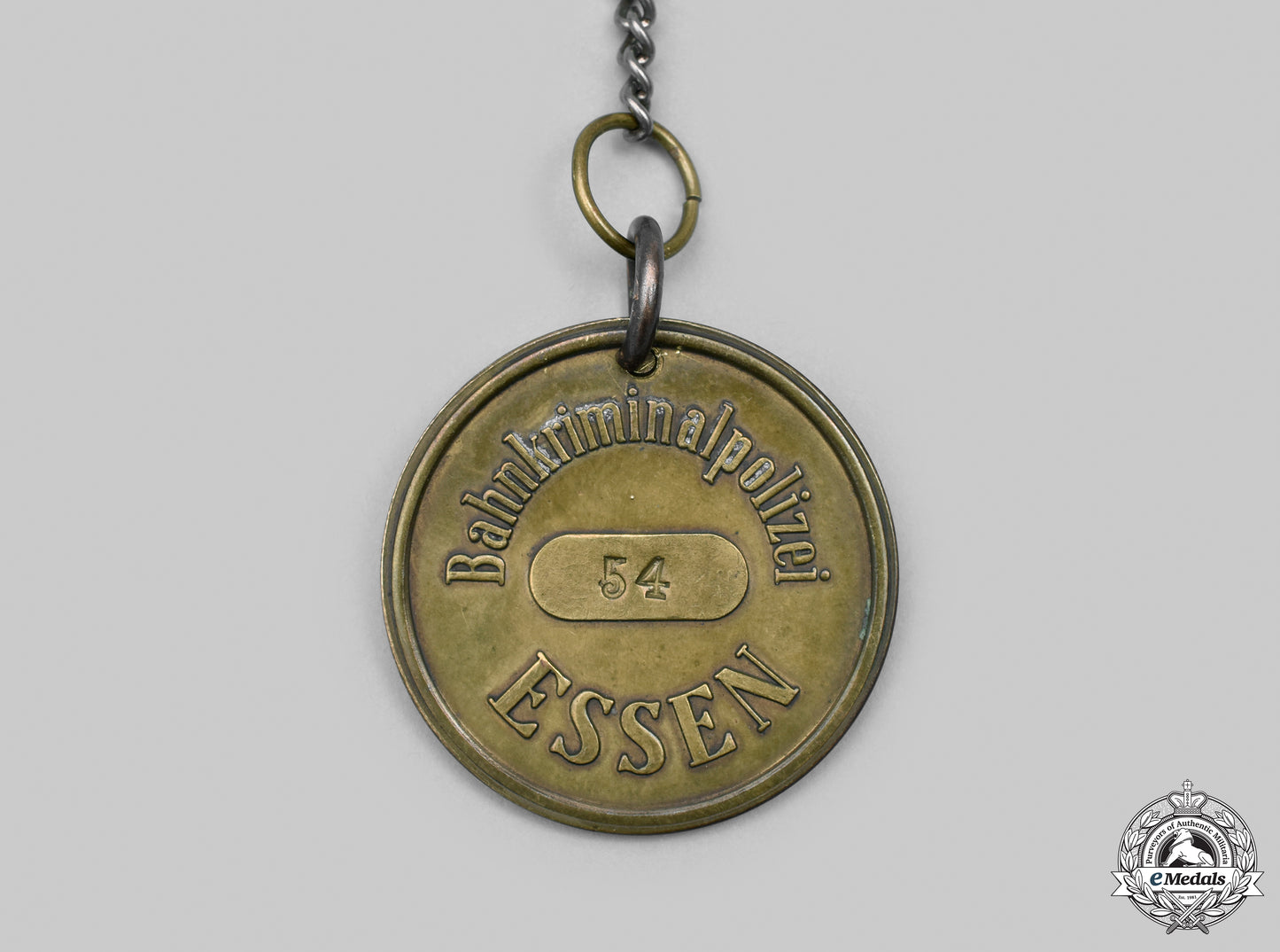 germany,_federal_republic._an_essen_bahnschutzpolizei_identification_disc_cic_2021_150_mnc9523_1