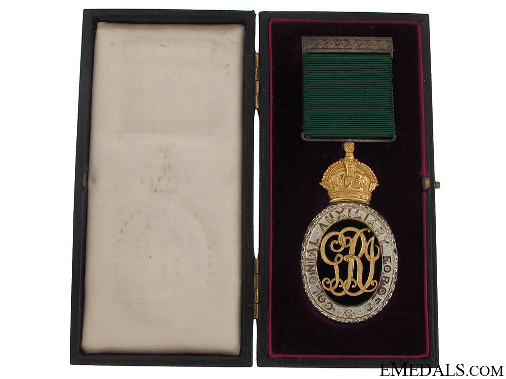 colonial_auxiliary_forces_officers'_decoration-_camc_colonial_auxilia_5106eabe72db9