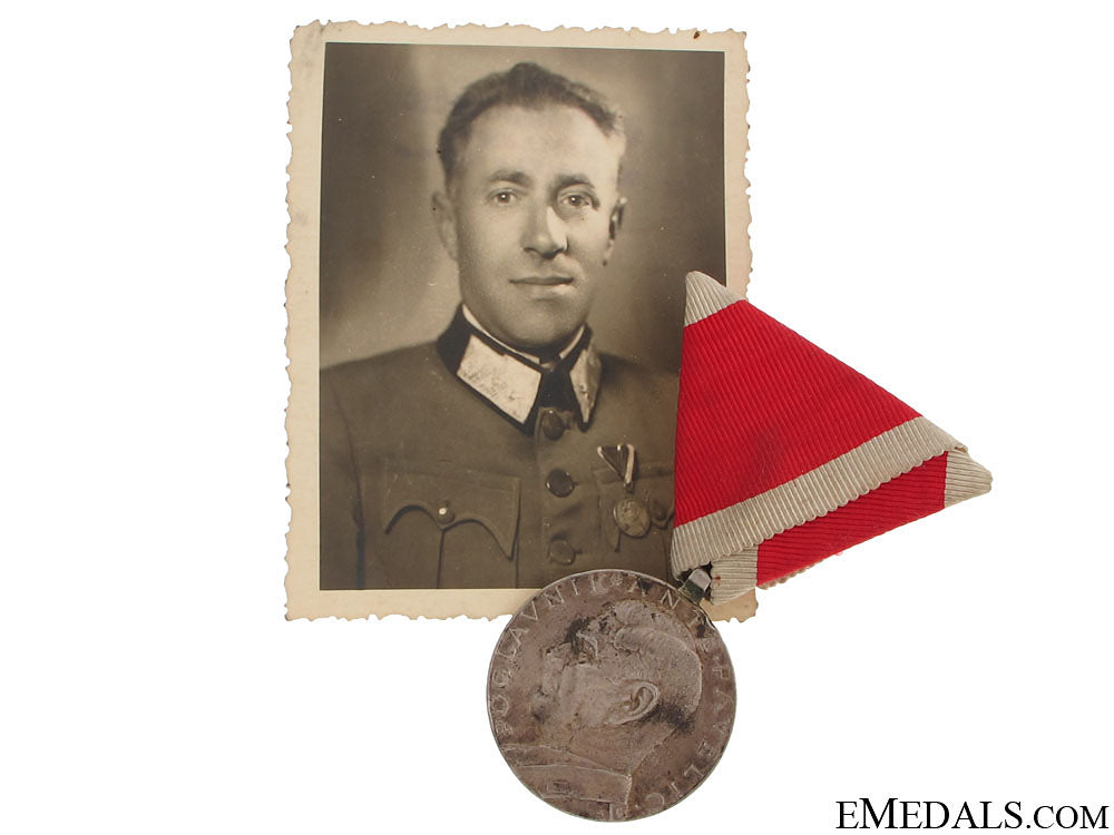 croatian_medal&_photo_croatian_medal___512644fbc8b11