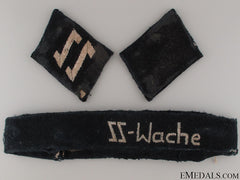 Croatian Ss-Eisenstafel Collar Tabs & Cufftitle