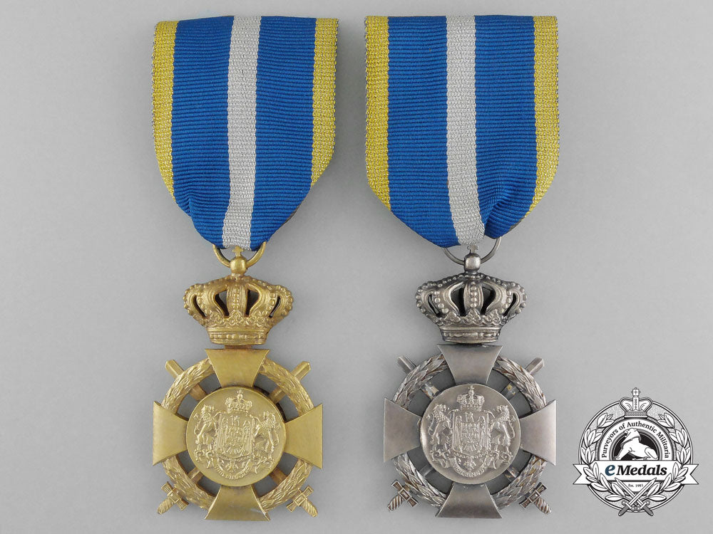 two_romanian_loyal_service_cross_with_crossed_swords;1_st_and2_nd_classes_d_0315