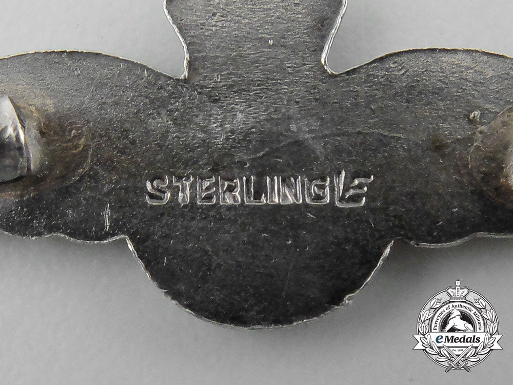 two_second_war_royal_canadian_air_force(_rcaf)_sweetheart_badges_d_0441