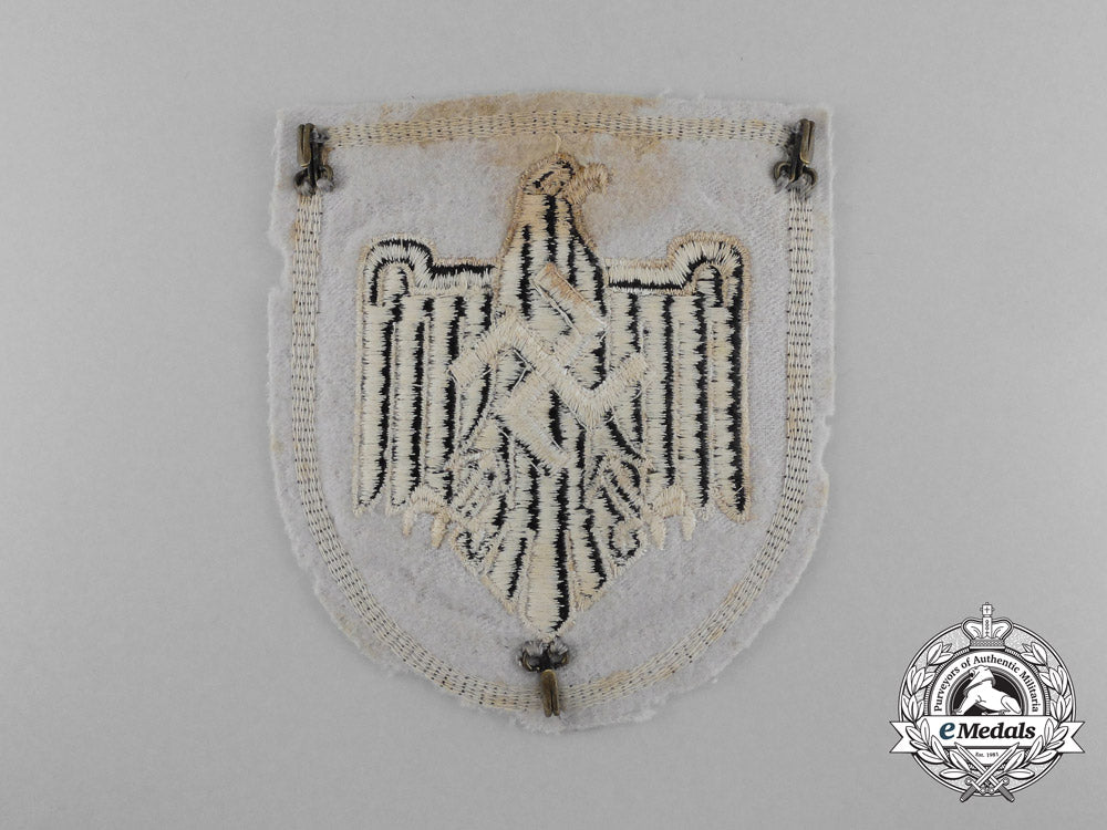 a1936_breast_insignia_for_the_german_olympic_team_d_0900_1