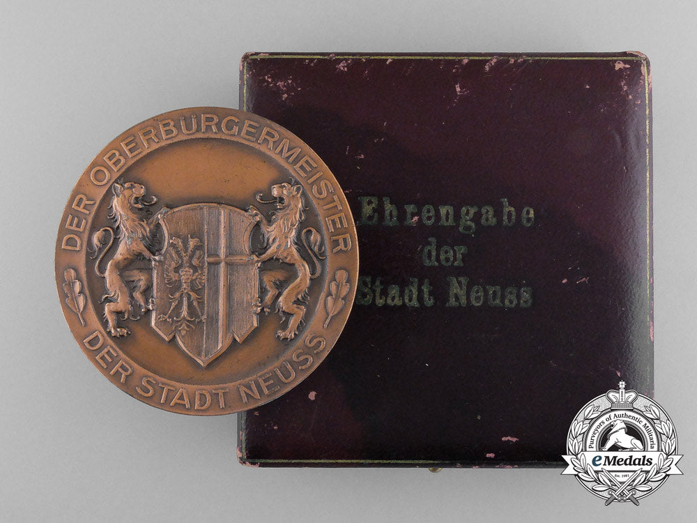 a_second_war_period_city_of_neuss_honour_award_with_case_d_1437