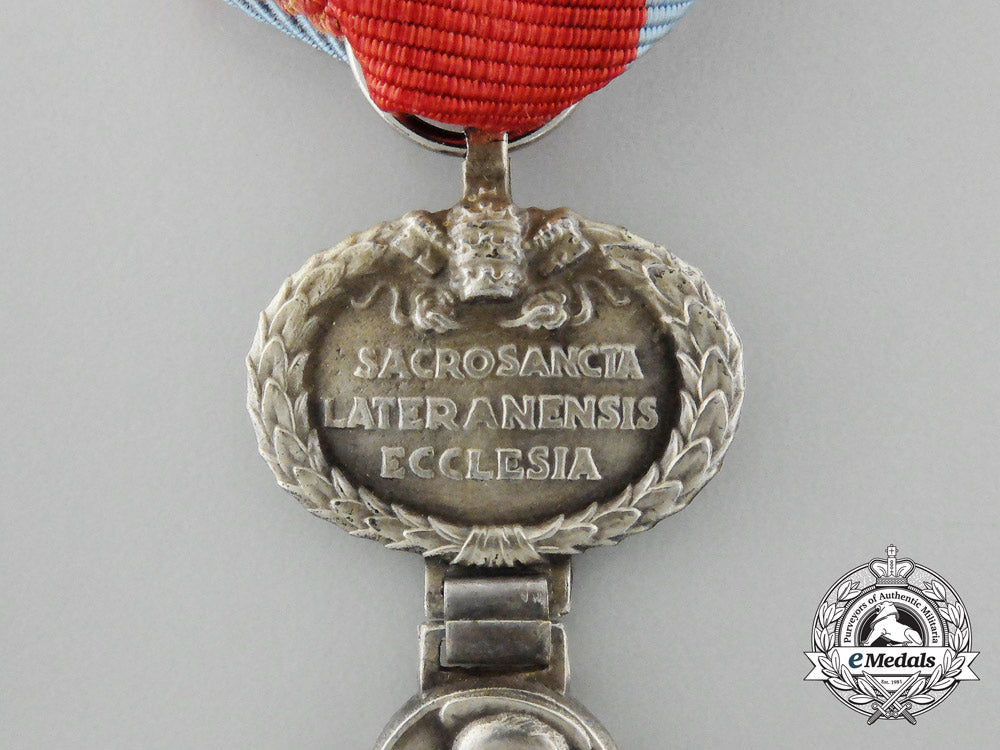 papal_lateran_cross-_silver_grade_d_1444_1