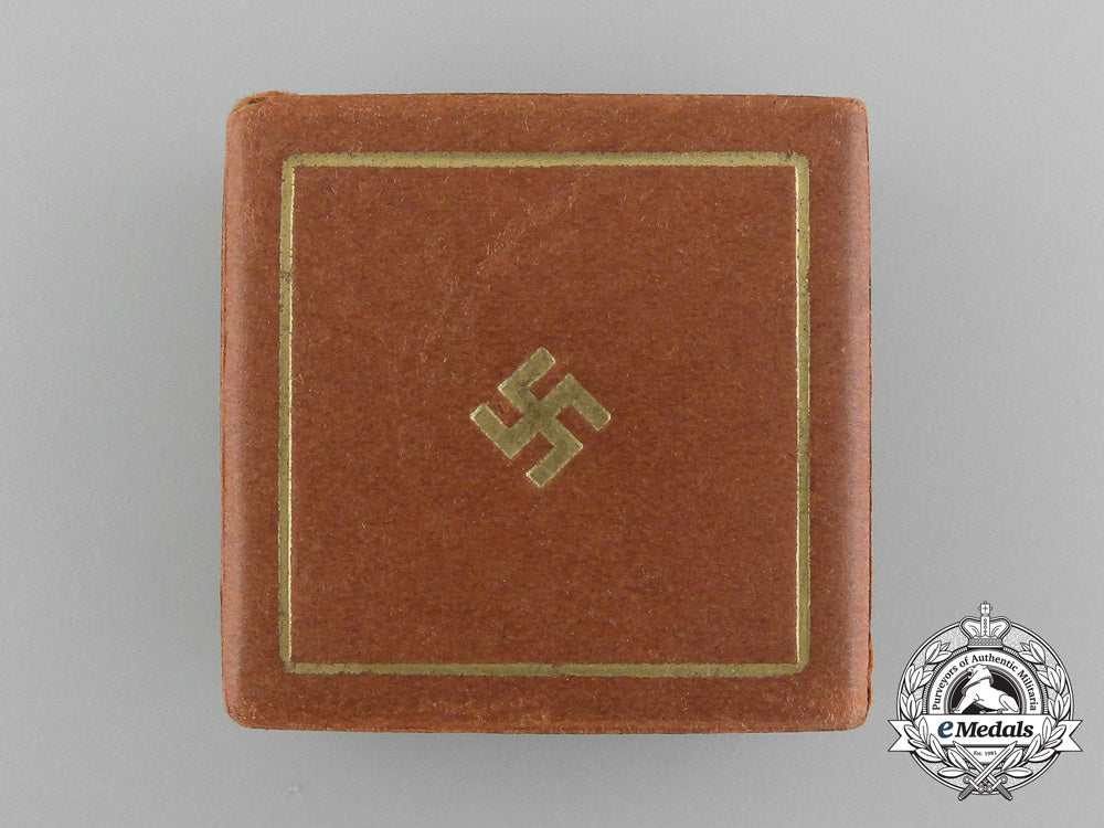 a1933_a.h._schicksalwende_medal_in_original_case_of_issue_d_1500