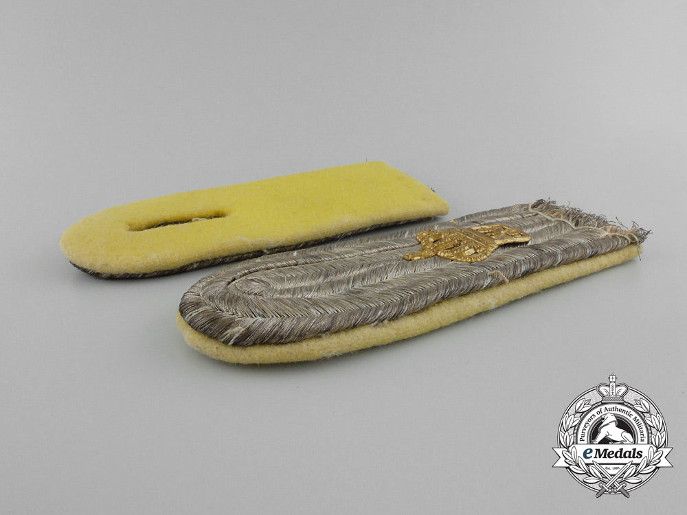 a_set_of_first_war_period_prussian_army_shoulder_boards_d_2110