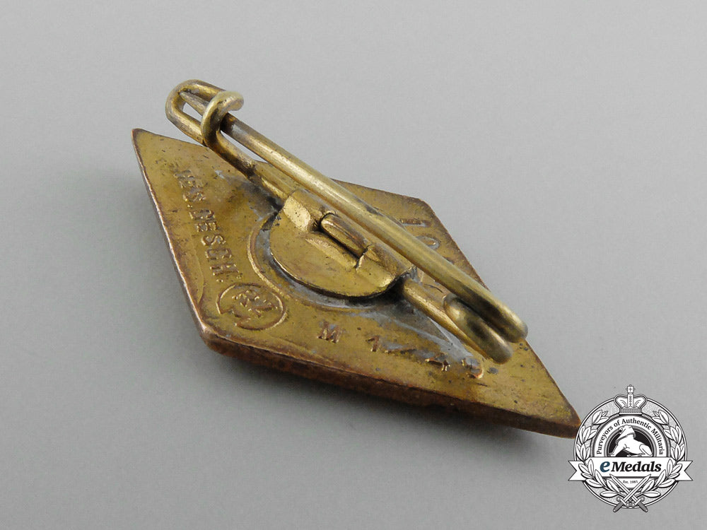 a_golden_hj_youth_member’s_honour_badge_by_adolf_baumeister_d_2176