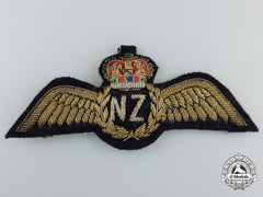 A Qeii Royal New Zealand Air Force (Rnzaf) Pilot Wings
