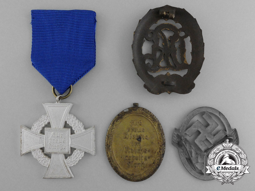 a_lot_of_four_third_reich_german_medals,_awards,_and_decorations_d_2338