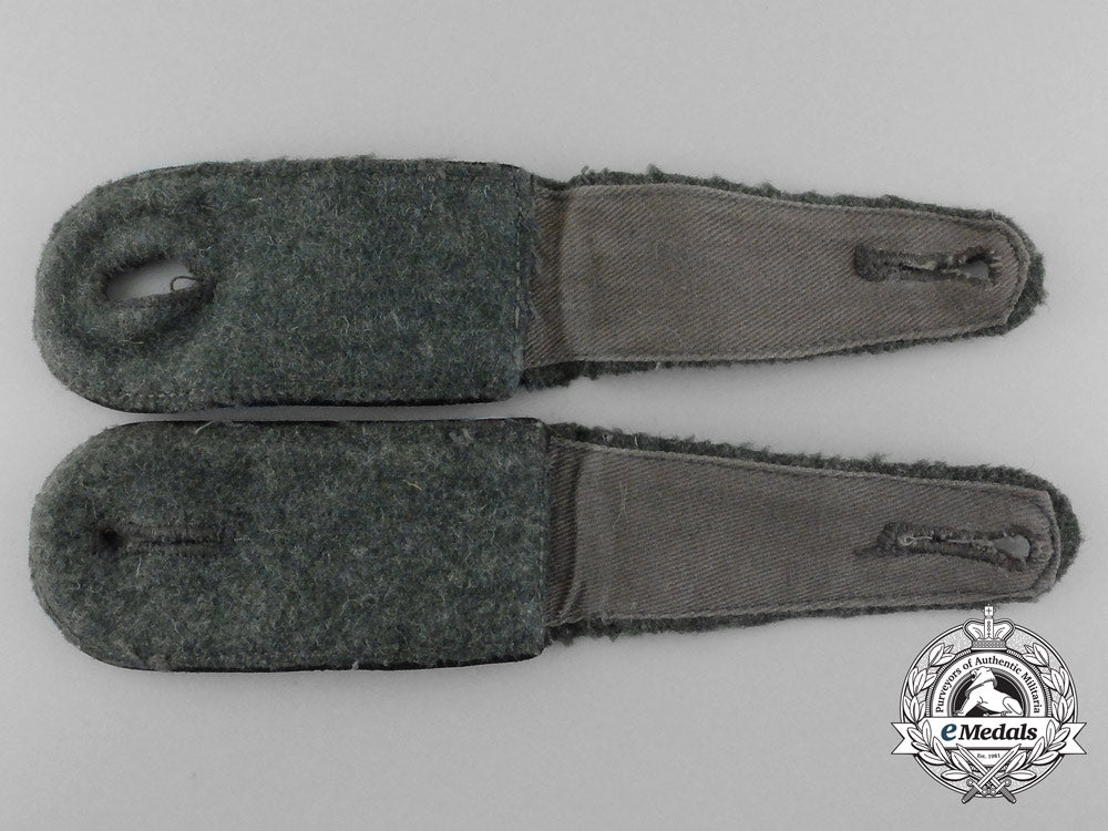 a_matching_pair_of_wehrmacht_pioneer_enlisted_man’s_shoulder_boards_d_2379_1
