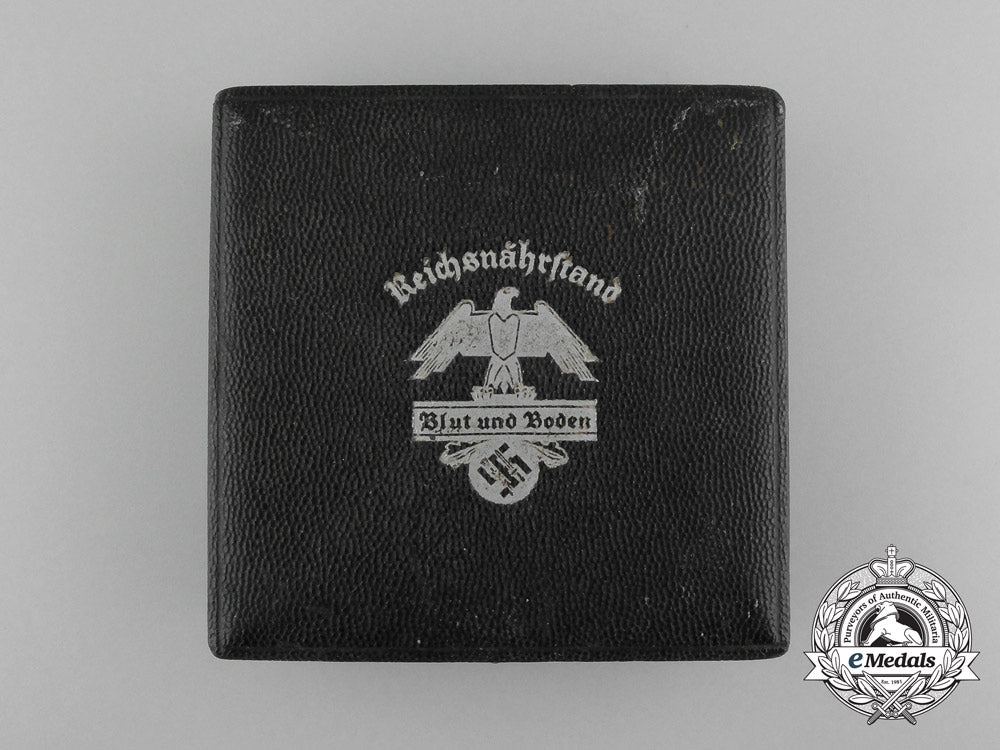 a_cased_blut_und_boden(_blood_and_soil)_medal_for_tobacco,_hamburg1935_d_2644